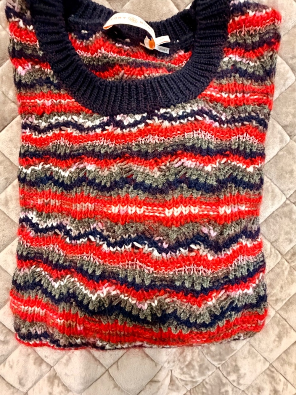 Tory Burch Sweater Never Used - Picture 3 of 5